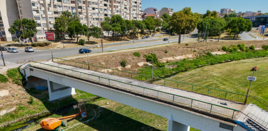 Затварят за ремонт пешеходния мост между „Срем“ и „Васил Левски“ в Ямбол.