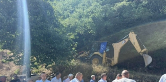 Багерът със знамето