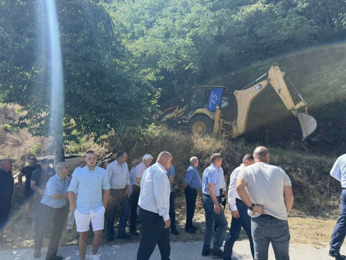 Багерът със знамето