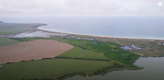 Дуранкулашкото езеро