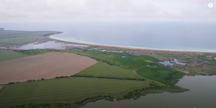 Дуранкулашкото езеро