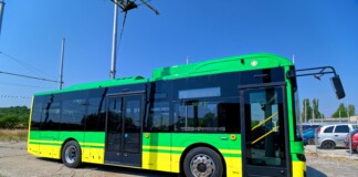 Електрически автобус