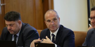 Гроздан Караджов