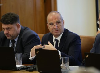 Гроздан Караджов