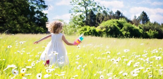 Слънчево време, дете