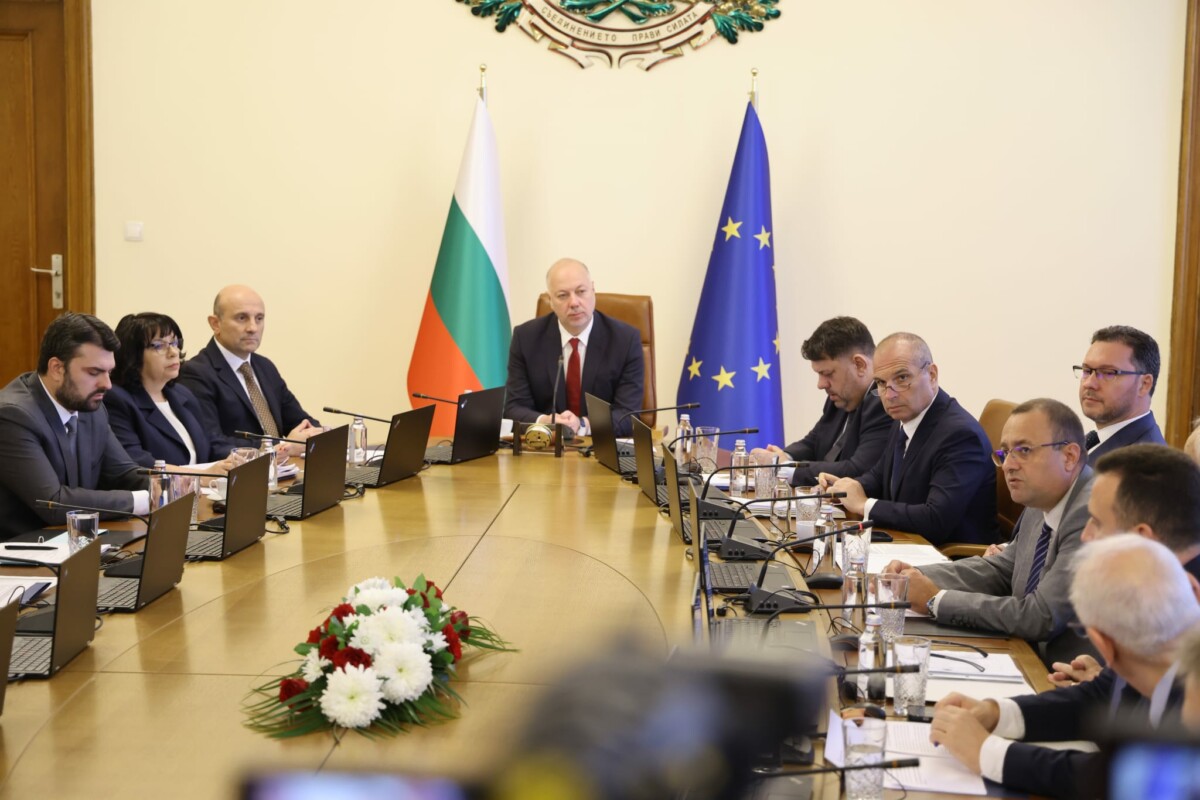 Поисках от министъра на регионалното развитие и благоустройството да ми