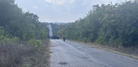 Миниван катастрофира при опит да избегне полицейска проверка край Шабла