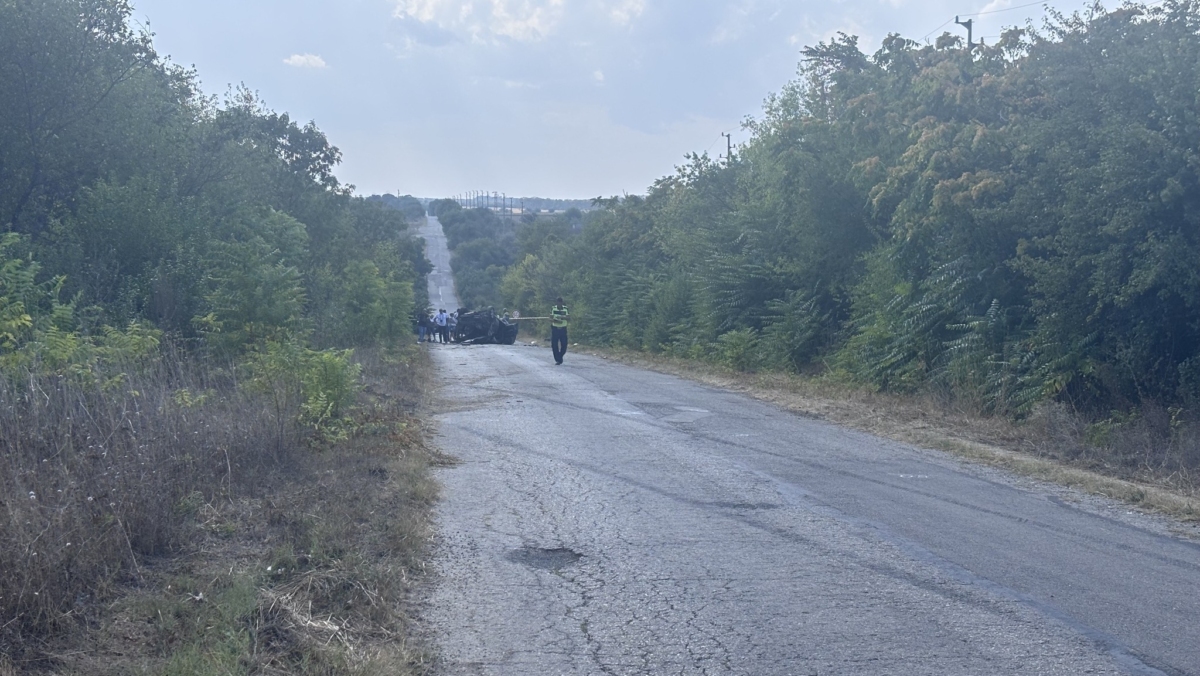 Миниван катастрофира при опит да избегне полицейска проверка в превозното