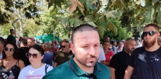 Николай Попов