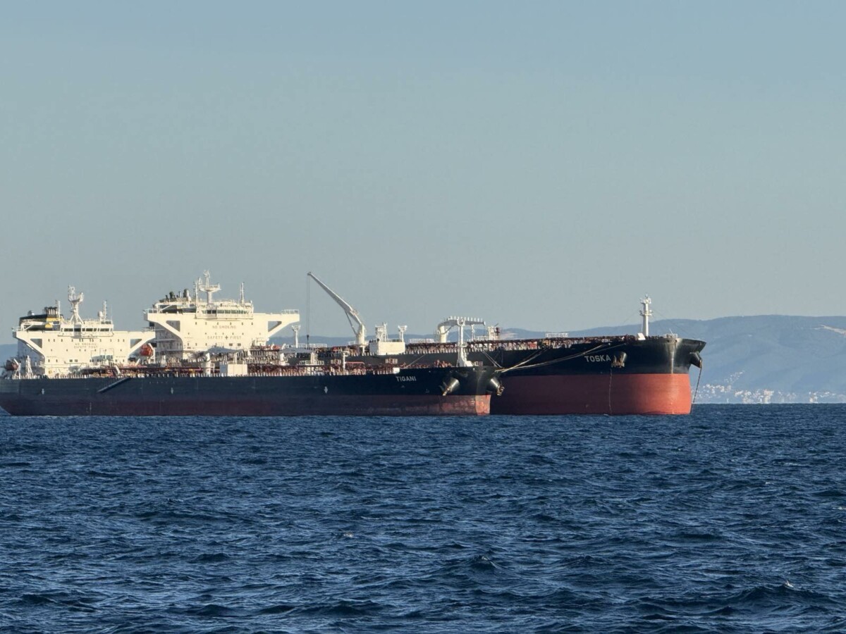 В акваторията на Бургаския залив на 27 август в 08 00