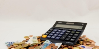 Парична политика, данък