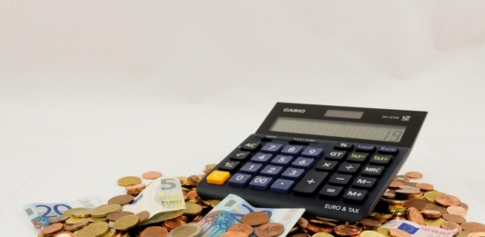 Парична политика, данък