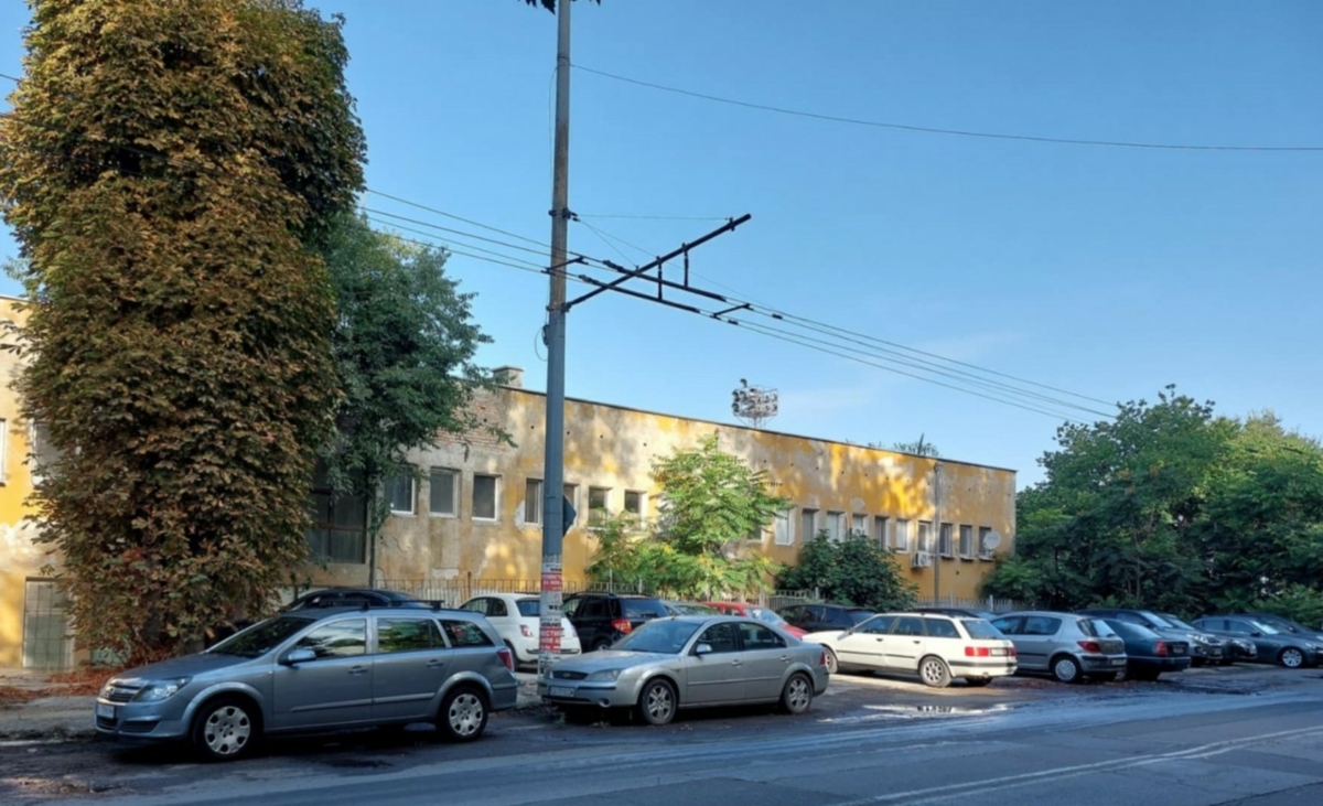 обяви готовност да изгради около 200 нови паркоместа на бул