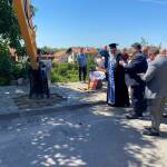 Първата копка