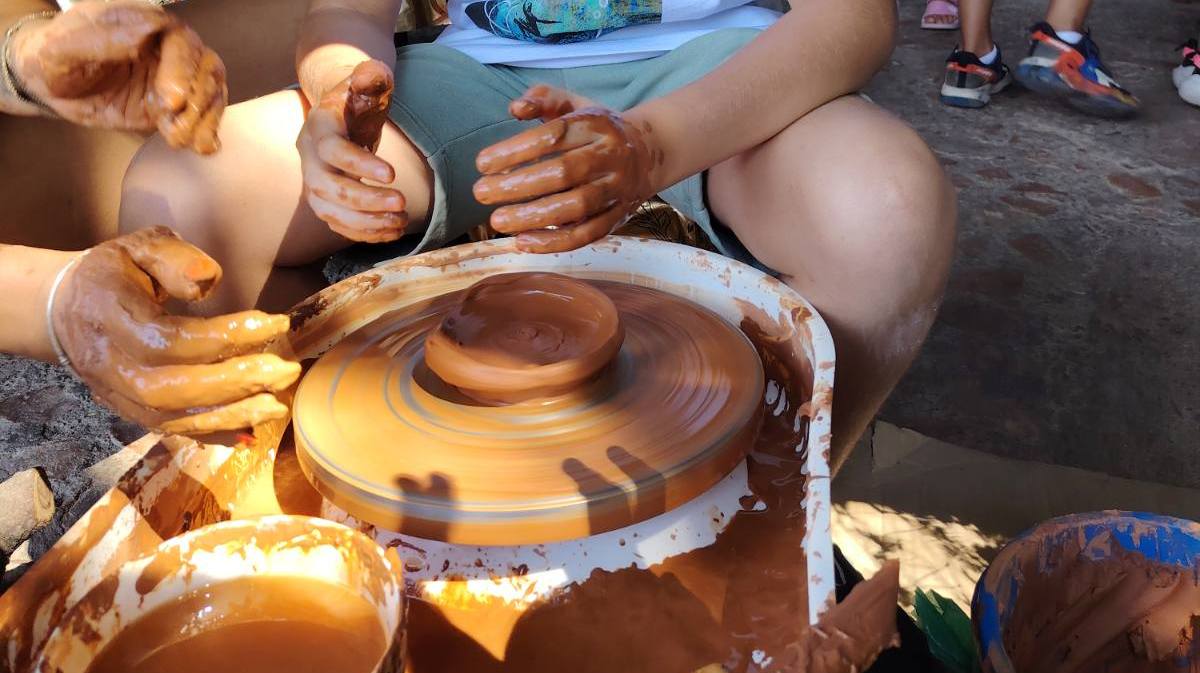 В сърцето на България край Павликени се намира Античният керамичен