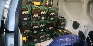 Полицията в Созопол иззе нови количества райски газ, предназначени за заведения и барове