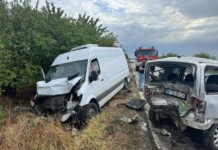 Поне един пострадал при верижната катастрофа на път II-13 между Бяла Слатина и Борован (СНИМКИ) Катастрофа на пътя Бяла Слатина - Борован