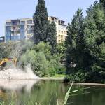 Река Марица в Пловдив пак тъне в кал! Съветници питат защо се превръща в блато? Почистване на река Марица