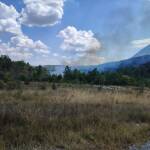 Пожар край язовир „Мътница“ изпепели кошери, огнеборци го овладяха Пожарът