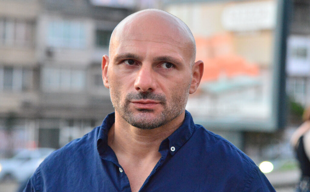 Президентът на ММА федерацията и бившата европейска шампионка Офелия Туджарова