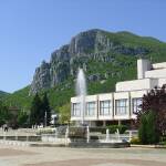 Врачанският театър стартира новия творчески сезон с репетиции на френска комедия и силно фестивално присъствие Драматично-кукленият театър във Враца