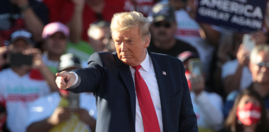 Доналд Тръмп.