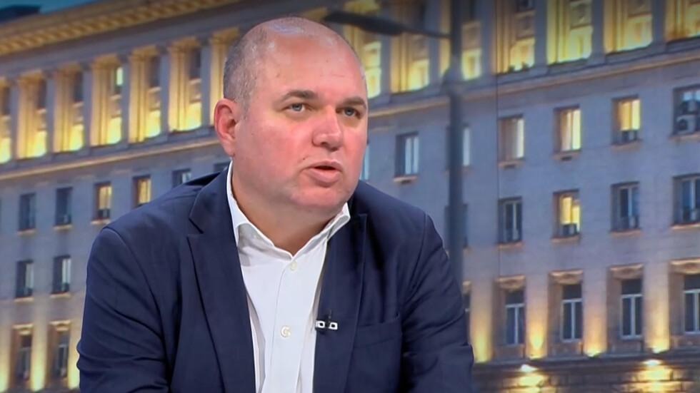 Френският премиер предупреди че страната може да поиска помощ от