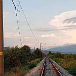 Влакове са блокирани след вандалски акт