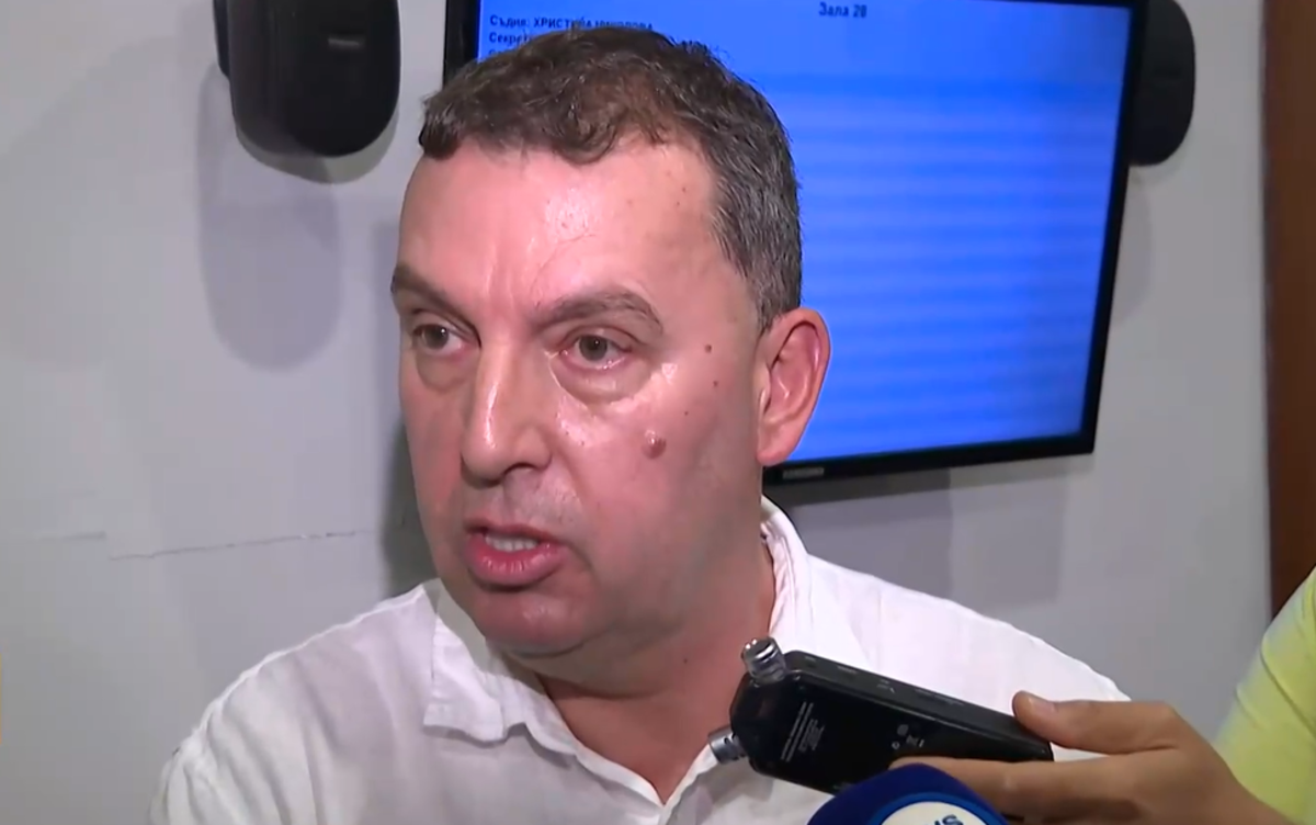 Думите на адвоката на задържания учител в София обвинен в