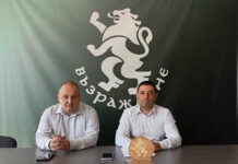 Борис Аладжов и Александър Койчев от "Възраждане"