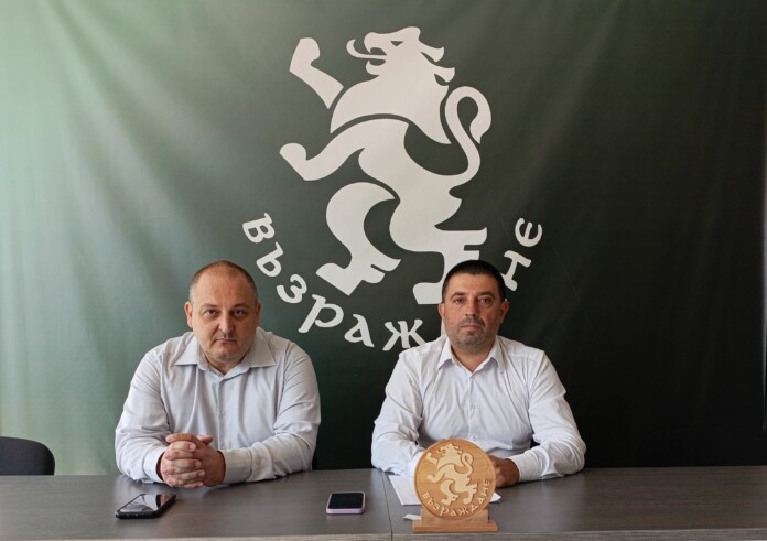 Борис Аладжов и Александър Койчев от "Възраждане"