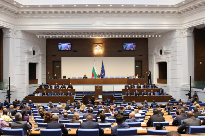 Депутати в парламента, НС