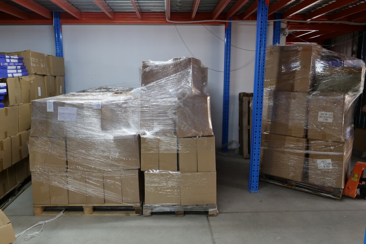 При специализирана полицейска операция служители на СДВР иззеха 11 палета