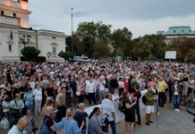 12 часа протест! Гражданите излизат за „Отпор срещу диктатурата“! Протест. Снимка: Искра.бг