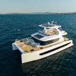 Катамаранът