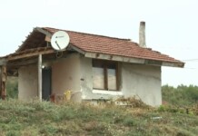 Жестоко убийство в Дупнишко! Мъж уби жена си пред трите им деца! Местопроизшествието в Дупнишко