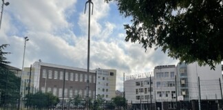 Новият корпус