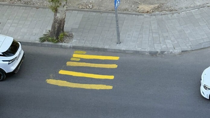 Полагане на пешеходната пътека в Пловдив Полагане на пешеходната пътека в Пловдив