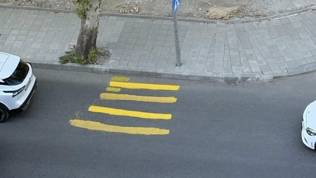 Аматьорски нарисувана пешеходна пътека в пловдивския квартал Южен стана повод