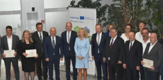 Представители на България и Турция