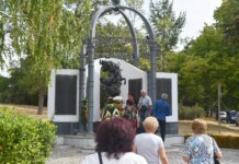 140 години от Съединението: Разград го отбеляза със слово, музика и венци