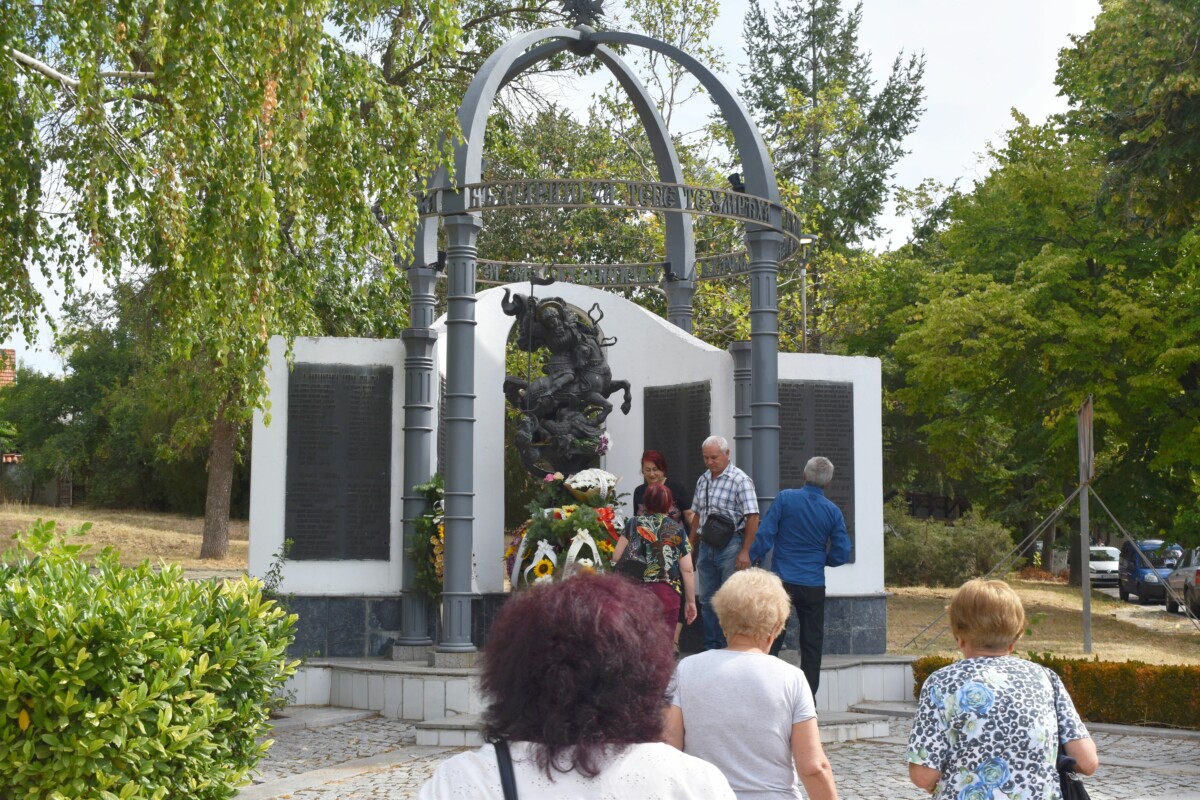 Разград отбеляза 140 години от Съединението на Княжество България и