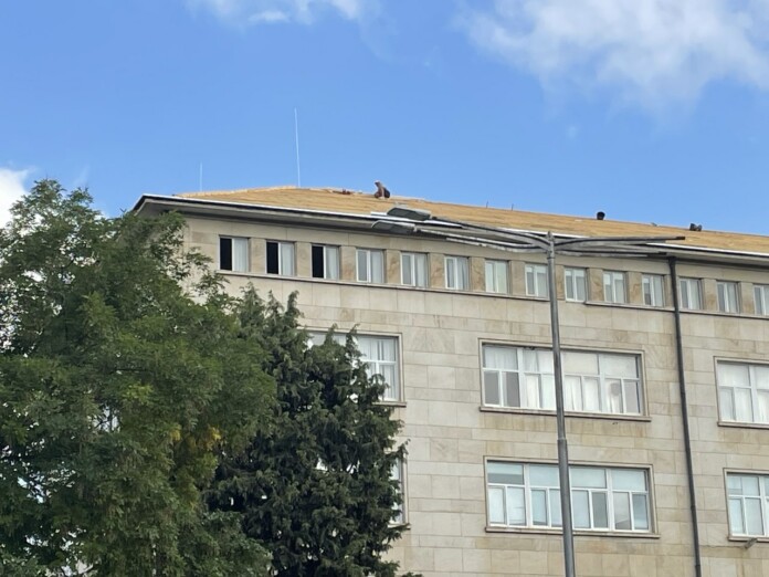 Ремонт на покрива