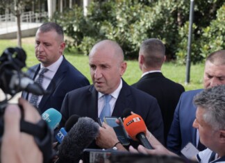 Румен Радев