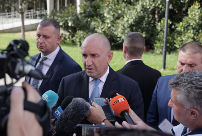 Румен Радев Румен Радев