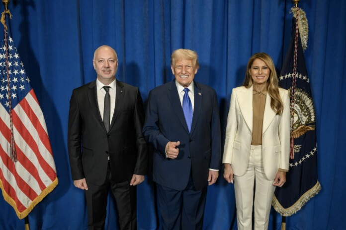 Снимката на Росен Желязков с Доналд Тръмп Снимката на Росен Желязков с Доналд Тръмп