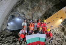 С един тунел напред! Модернизацията на линията София – Пловдив върви по план Завърши прокопаването на още един тунел от жп линията Елин Пелин – Костенец