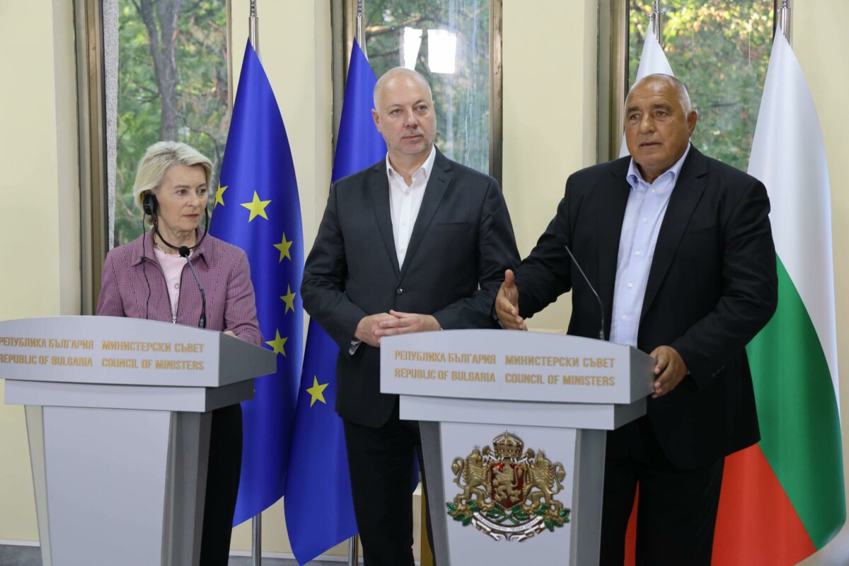 Лъсна голямото Д и Борисов вече не може да обясни