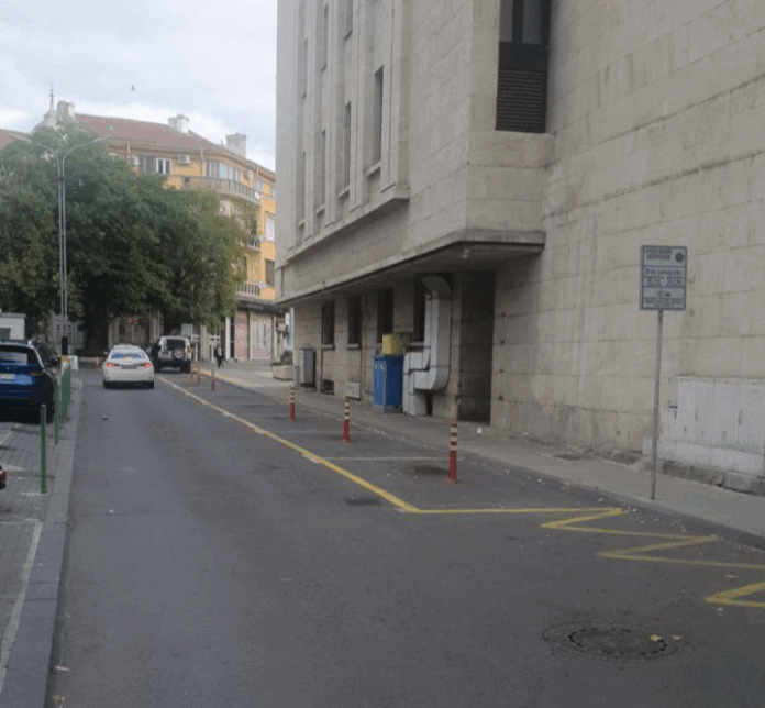 Запазените паркоместа до Община Бургас Запазените паркоместа до Община Бургас