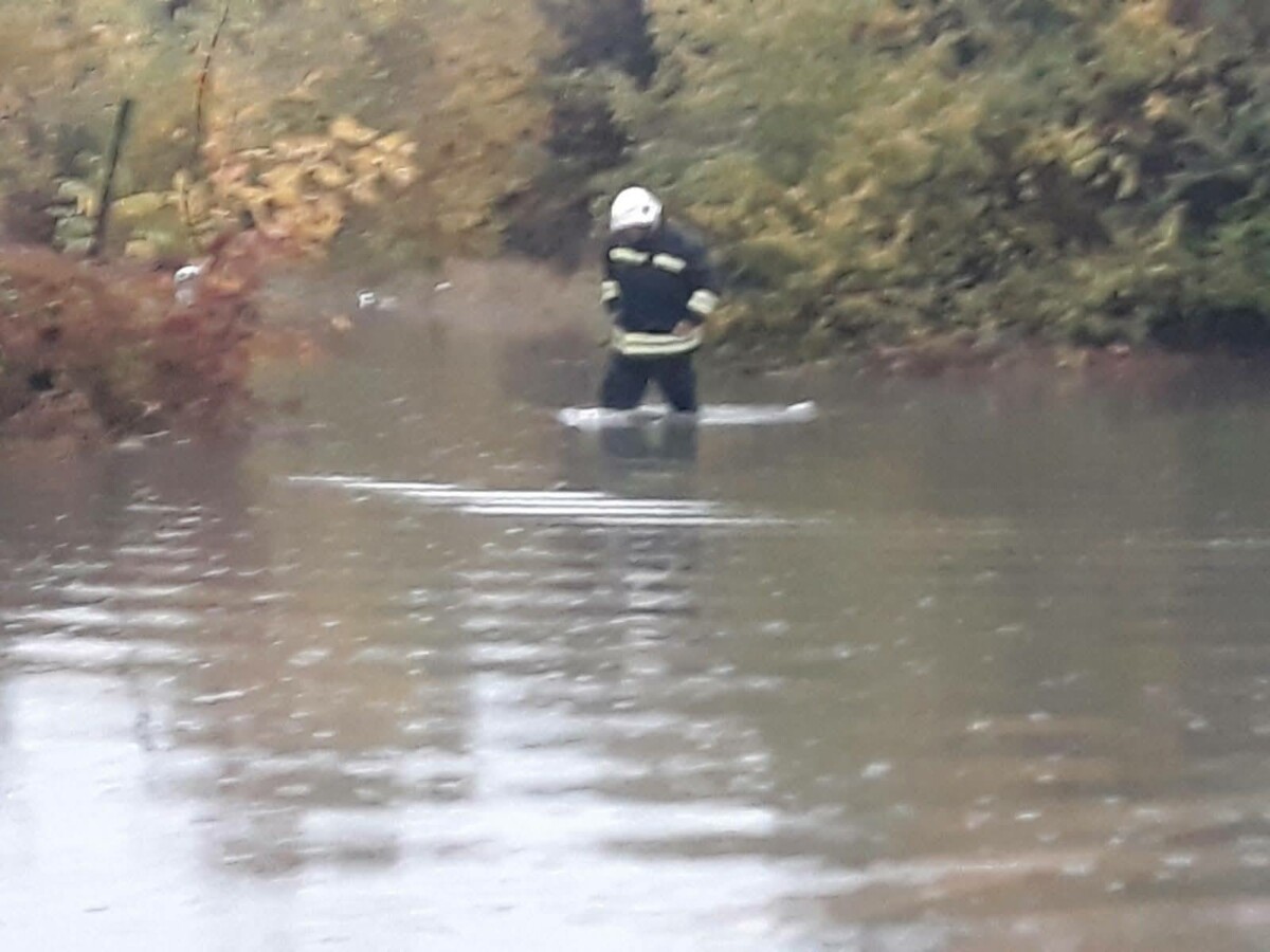 Продължаващите обилни валежи в София и областта предизвикват сериозни затруднения